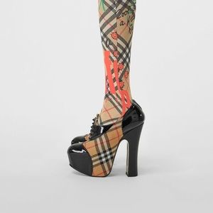 Burberry X Vivienne Westwood limited edition sz8
